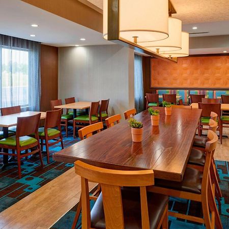 Fairfield Inn By Marriott Richmond New Paris Zewnętrze zdjęcie