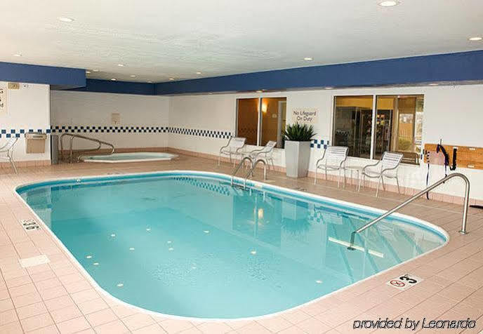 Fairfield Inn By Marriott Richmond New Paris Zewnętrze zdjęcie